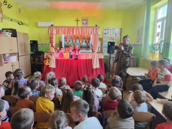 8f92d1d3-4894-41c5-970d-18d1abb35e1c