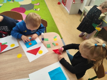 6a110781-1379-4158-b2ca-4baf0d27f384