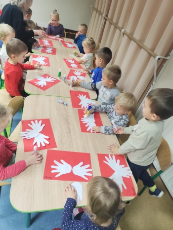 ebcfb009-4c21-44a0-8b44-a37a1d0ab20b