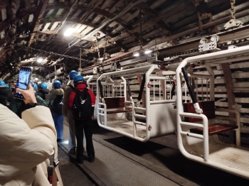 b374e95e-d5e3-46e8-90b0-ac3627176f12