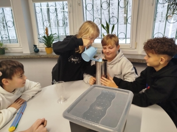 fdcbb0ab-60ef-426e-b59c-f6a342bc2fee