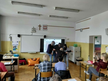 7ce97e06-e7ac-4b09-b2a0-d298f298578b