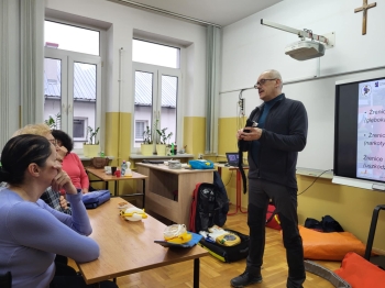 56c1c77c-281c-4359-934a-c8910cfeea19