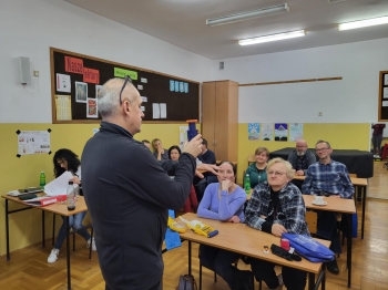 da6d1597-0cc6-4bfb-9ffd-1f32adb76a6b