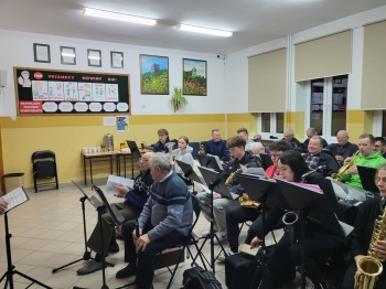 0c7bcd6e-4b40-4b4c-8767-a5c2e784350d