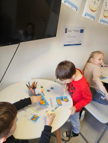 87d4a0c9-dd77-4b06-9381-dc47e3043020