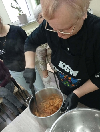 02f0021a-f784-487e-a6d0-7592c280a96c