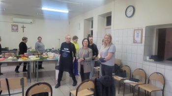 2f0b918b-61bf-442d-8502-02ad21c4510a