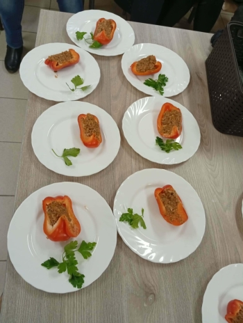 12571483-0f77-4d46-bba6-bb2ab0316f17