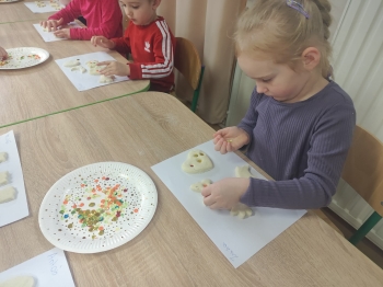 e351a034-90d4-4efc-bfc8-187e7bf86a6c