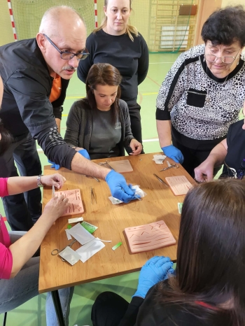 2e2ad464-6c0a-440d-8bb1-bf8b9d70d8d9