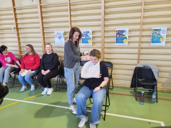 08d904b5-5010-45d6-a601-c7a5016ce91b