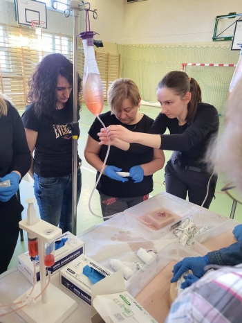 1596aed7-7799-4962-a1de-b65a065dbfad