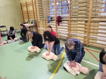 a076ce6f-b127-4b48-93d4-37cbccd0f853