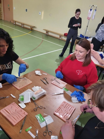 bc736660-5690-4ea4-beee-b73719f42fd9