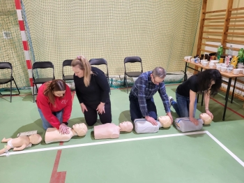 c2dc69ab-6eb1-40ac-b5a6-7fccdcc0c379