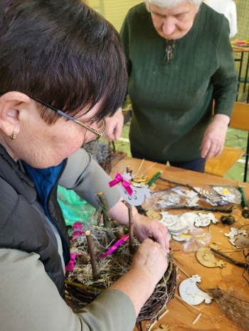 3d40ea95-d255-4637-83f2-7e5d937a89d9