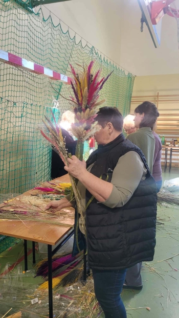 9f4dc121-cde3-475b-875a-5a7fc8d41b19