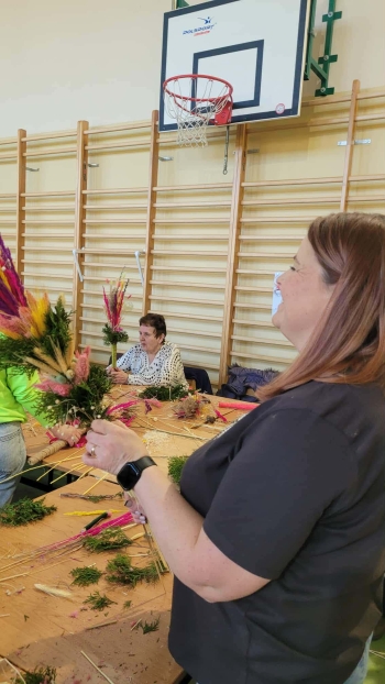 965bf215-8785-42eb-a1dd-58fd83ba4b61