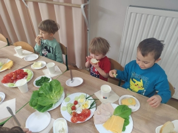 7ca4df62-3e9f-4e1c-97d0-ca7dcbd59afb