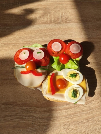 8e7e221e-d27d-445c-a555-69cc0f445f2d