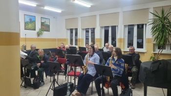 81870808-d6f1-4ccd-81a9-73a8758e1ef5