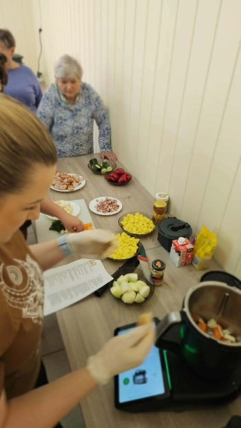 12488318-4537-47e2-a23a-9f90e7a608d5