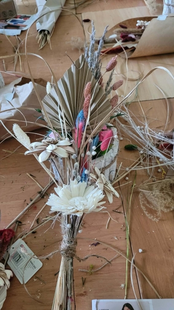 7bec4f06-bd3c-4e18-8a51-2d009a4e1fc1