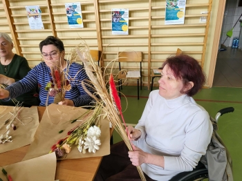 8e6bbb3e-3c16-49a5-a259-c5682deb1807