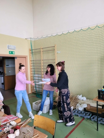 00486fe3-ae55-4557-94e7-4d9ccc3b87e8