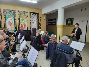 71c41077-4eb5-4724-b0d7-7359e998e21b