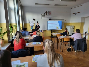 dae91858-5ef4-4f90-b347-56aa84e033b2