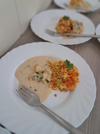 91215210-7c81-47d0-a74d-720692fe9410