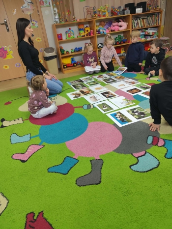 60f0948e-31da-4b79-b9c2-2444c85092d4