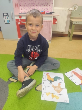 ec10a613-bd53-4d41-bbd1-57661f0ba3d8