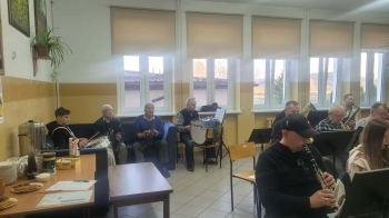 d5084356-9f50-47b6-a0c8-8973e1a0cba0