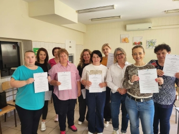 4d8d25db-284a-4165-86f7-905695a51550