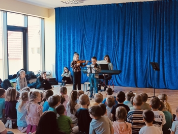 edd5e5f7-d26e-494e-89e8-004c099a46af