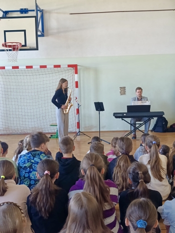 dcf83751-7bc5-4a8e-b93f-01f1648584c4