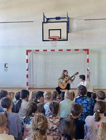 ae0cb142-b89f-4afc-a7b2-8121c07a5f1f