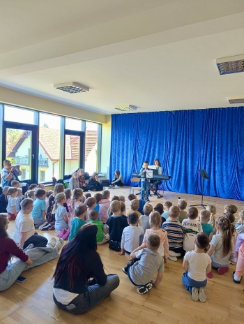 8d56a87a-b497-4391-aaa8-f892e071406b