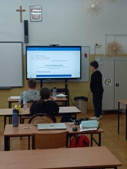 1000036549