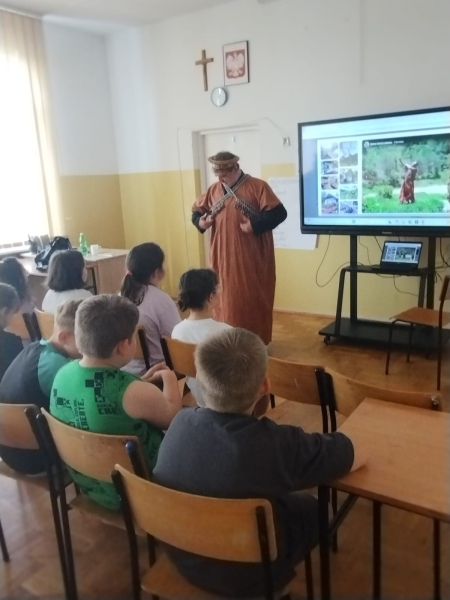 Katecheza misyjna w naszej szkole 