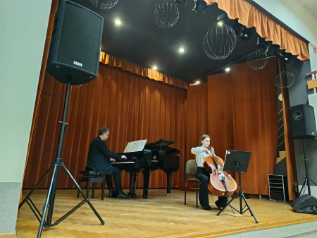 Audycja klasy wiolonczeli p. Anny Jóźwickiej (filia Gromnik i Wojnicz) oraz klasy fortepia